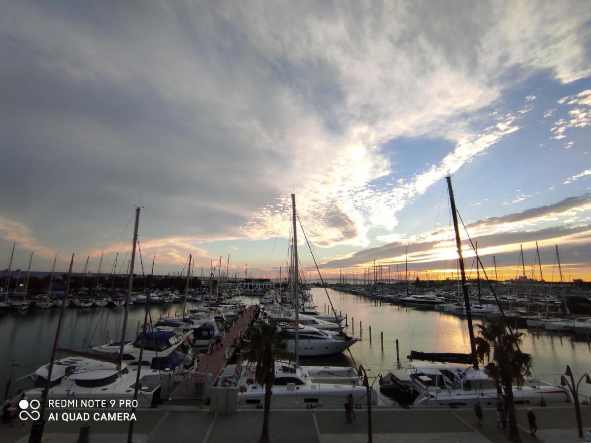 Classe 3 Etoiles - Magnifique Vue Sur Le Port - Wifi Et Clim لا غراند موت المظهر الخارجي الصورة
